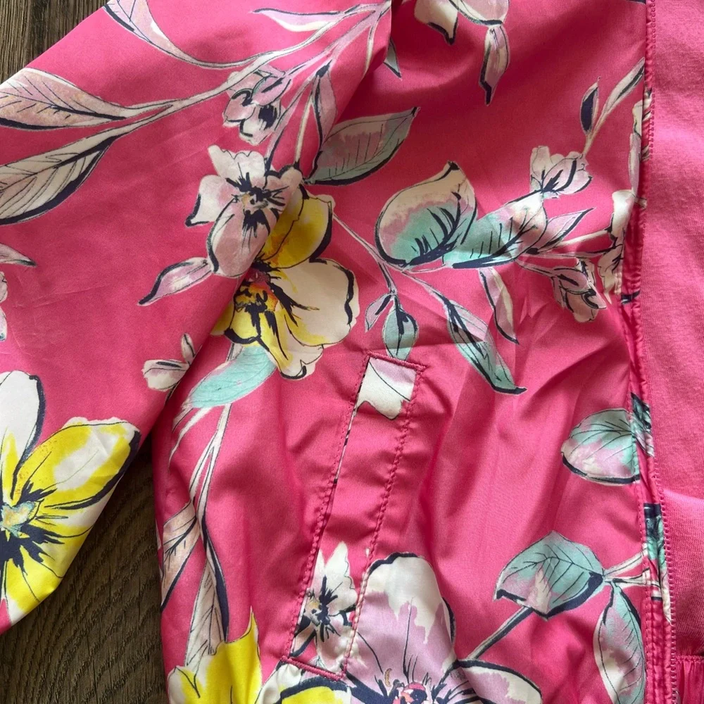 N/A gap pink